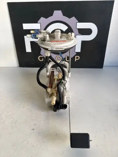 [P-ES0006] Bomba de combustible completa para Cadillac SRX V6 3.6 gasolina Referencia original : 1083584 / 020548AK Conjunto de bomba de combustible completo. Incluye flotador y mangueras.